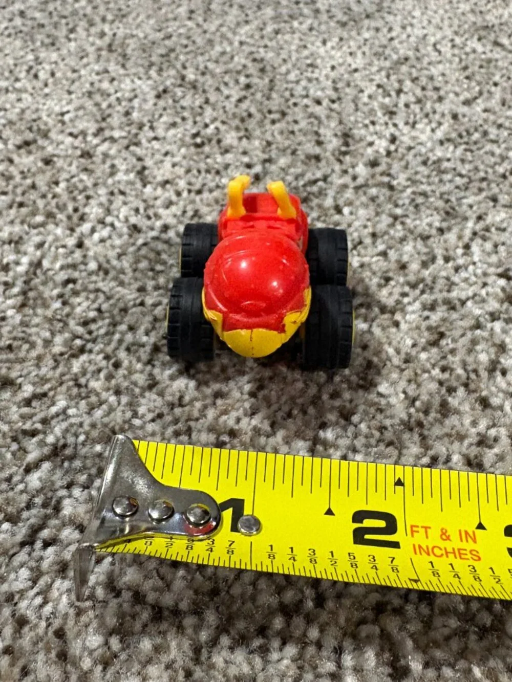 Blaze Monster Machines Ant Blaze FDN52 Animal Island Wild Wheels